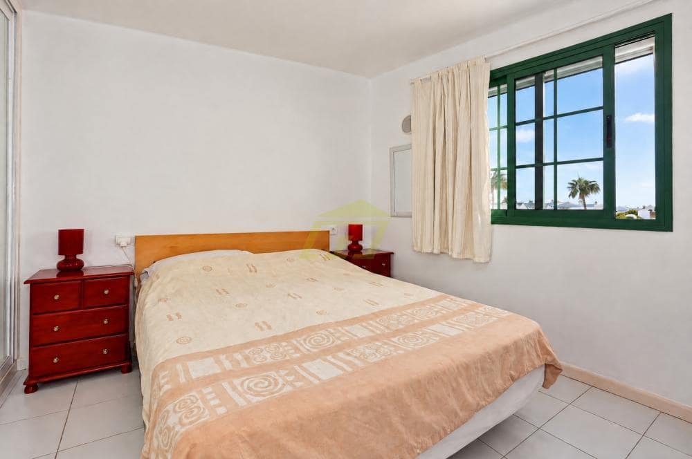 1 soveværelse Lejlighed til salg i Puerto del Carmen med swimmingpool - € 189.000 (Ref: 10141625)