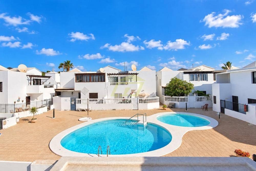 2 quarto Apartamento para venda em Puerto del Carmen com piscina - 269 000 € (Ref: 10148271)