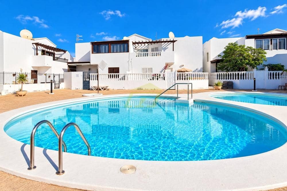 2 quarto Apartamento para venda em Puerto del Carmen com piscina - 269 000 € (Ref: 10148271)