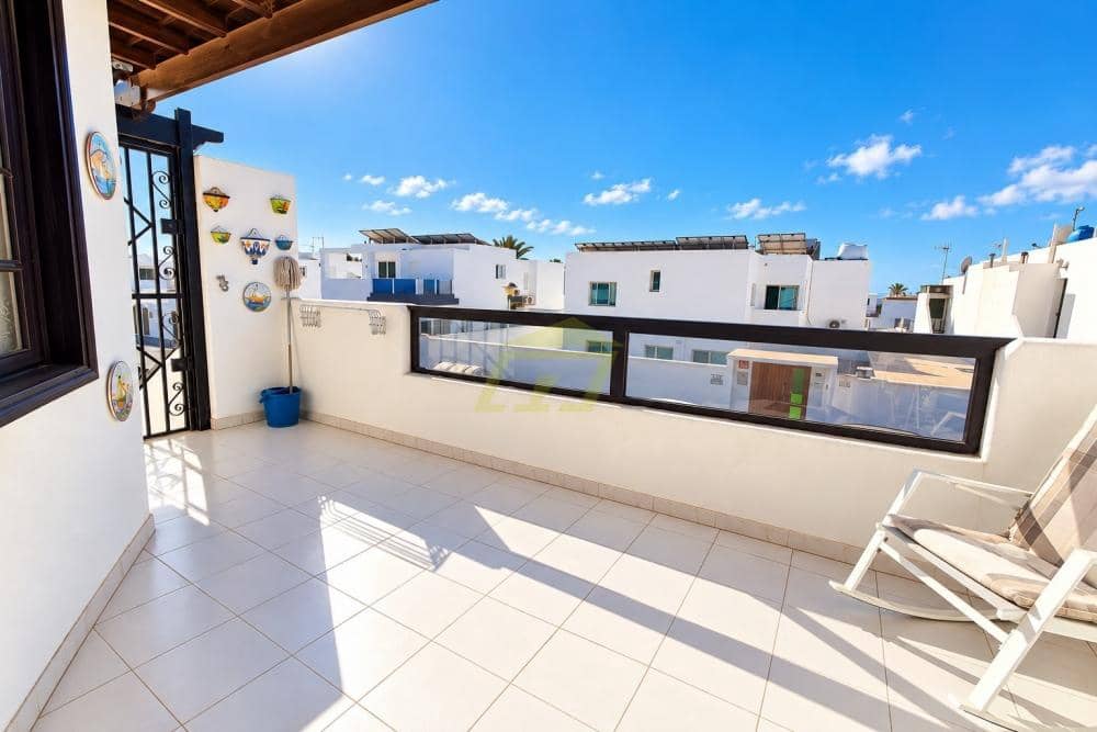 2 quarto Apartamento para venda em Puerto del Carmen com piscina - 269 000 € (Ref: 10148271)