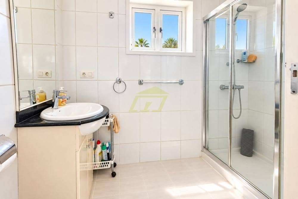 2 quarto Apartamento para venda em Puerto del Carmen com piscina - 269 000 € (Ref: 10148271)