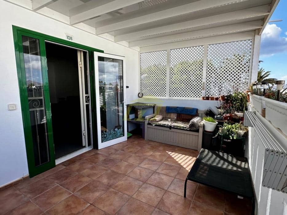 1 soveværelse Lejlighed til salg i Puerto del Carmen med swimmingpool - € 229.000 (Ref: 10148272)