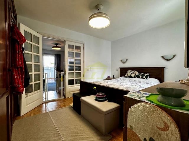 1 soveværelse Lejlighed til salg i Puerto del Carmen, Tías med swimmingpool - € 229.000 (Ref: 10148272)