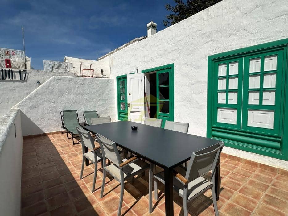 2 soveværelse Lejlighed til salg i Costa Teguise - € 399.000 (Ref: 10158942)