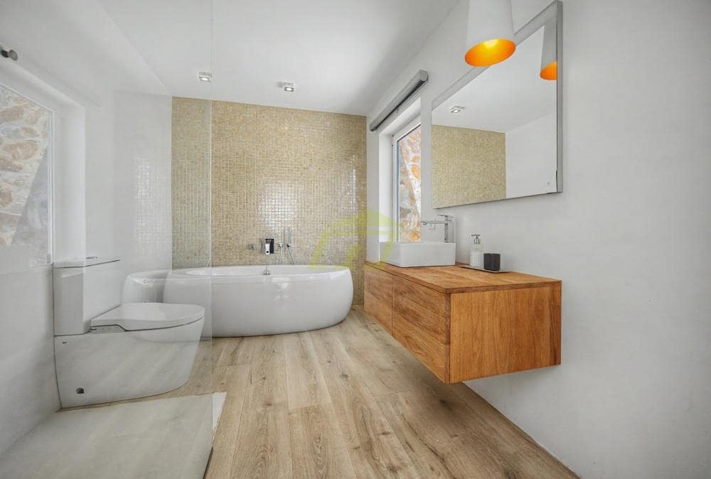 Chalet de 4 habitaciones en Costa Teguise en venta con piscina garaje - 875.000 € (Ref: 10160883)