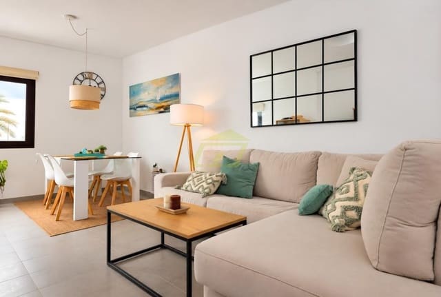 3 bedroom Villa for sale in Costa Teguise, Teguise with pool garage - € 449,000 (Ref: 10164094)
