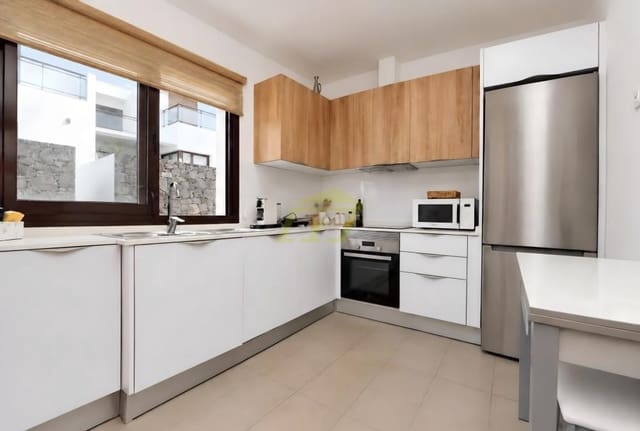 3 bedroom Villa for sale in Costa Teguise, Teguise with pool garage - € 449,000 (Ref: 10164094)