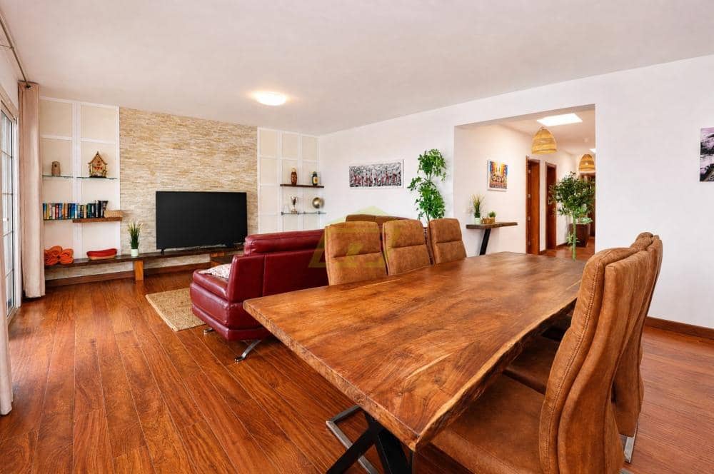 4 soverom Villa til salgs i Puerto Calero med svømmebasseng garasje - € 1 200 000 (Ref: 10166015)