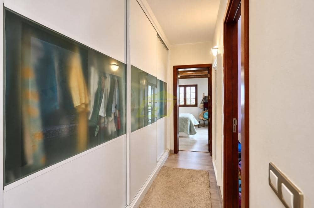4 bedroom Villa for sale in Tahiche with pool - € 495,000 (Ref: 10168110)