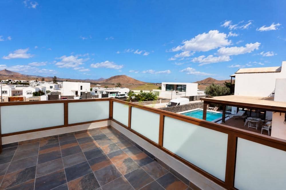 4 bedroom Villa for sale in Tahiche with pool - € 495,000 (Ref: 10168110)