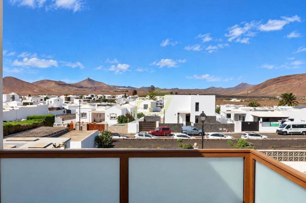 4 bedroom Villa for sale in Tahiche with pool - € 495,000 (Ref: 10168110)