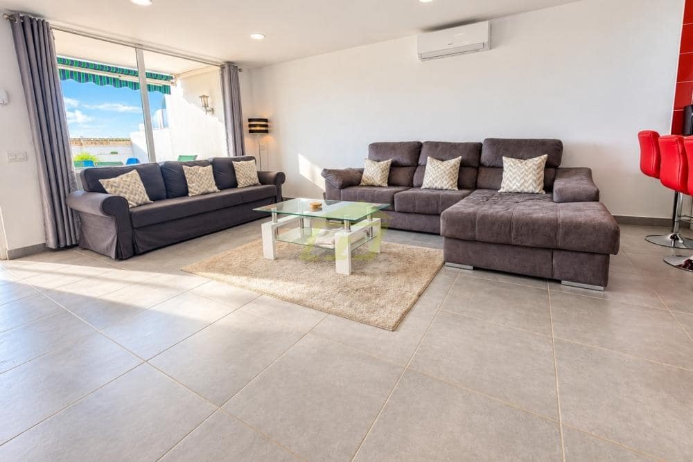 2 soverom Leilighet til salgs i Puerto del Carmen med svømmebasseng - € 349 000 (Ref: 10170490)