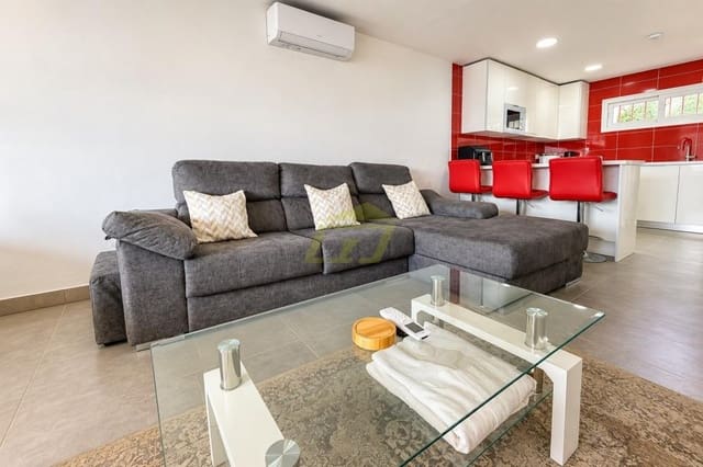 2 soverom Leilighet til salgs i Puerto del Carmen, Tías med svømmebasseng - € 349 000 (Ref: 10170490)