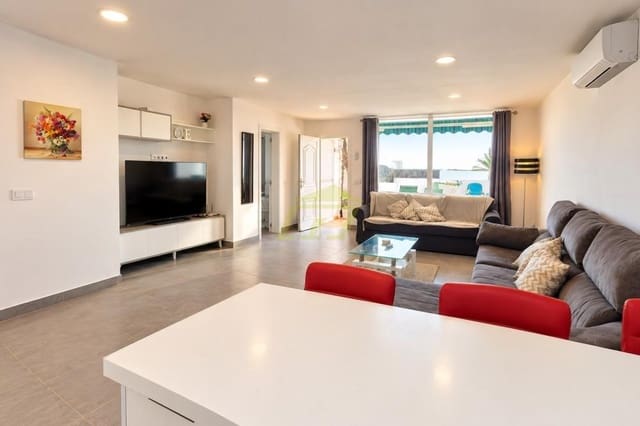2 soverom Leilighet til salgs i Puerto del Carmen, Tías med svømmebasseng - € 349 000 (Ref: 10170490)