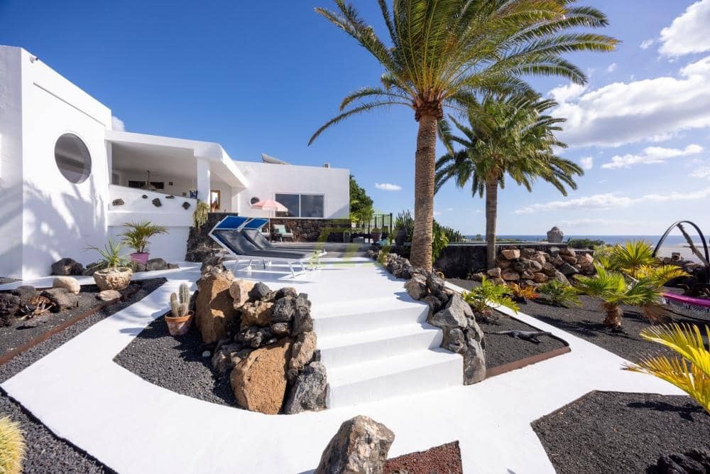 4 chambre Villa/Maison à vendre à Puerto Calero avec piscine garage - 1 399 950 € (Ref: 10173126)