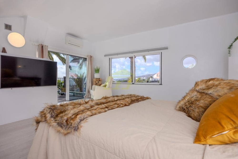4 chambre Villa/Maison à vendre à Puerto Calero avec piscine garage - 1 399 950 € (Ref: 10173126)