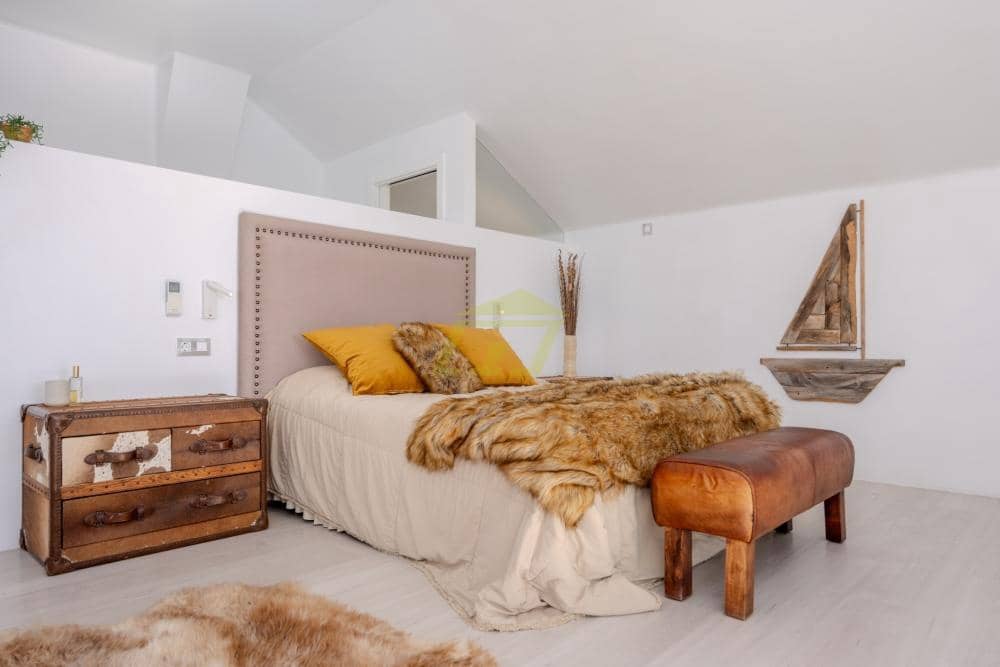 4 chambre Villa/Maison à vendre à Puerto Calero avec piscine garage - 1 399 950 € (Ref: 10173126)
