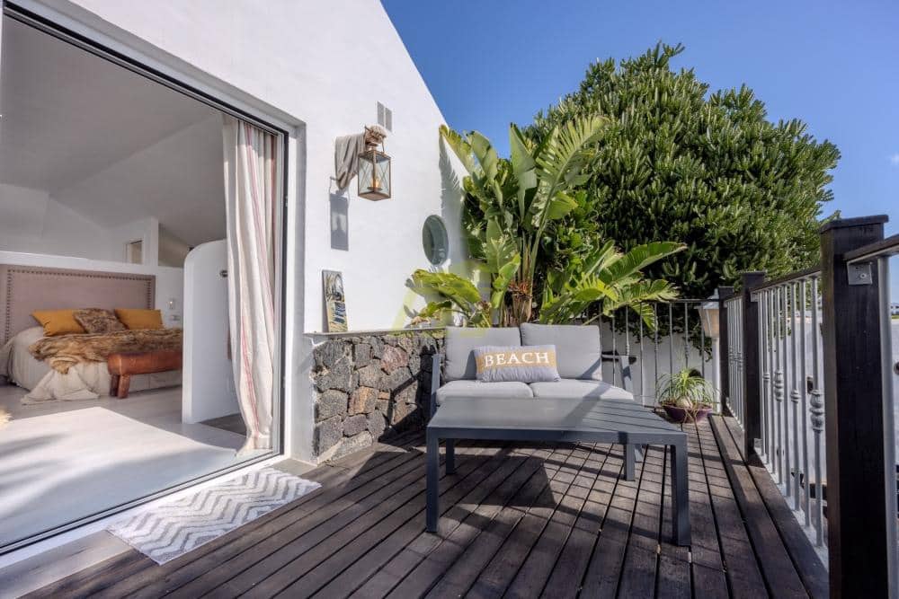 4 chambre Villa/Maison à vendre à Puerto Calero avec piscine garage - 1 399 950 € (Ref: 10173126)