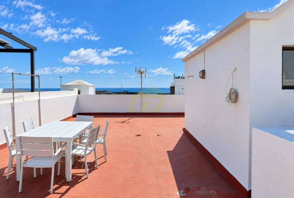 3 soverom Leilighet til salgs i Arrecife - € 280 000 (Ref: 10179775)