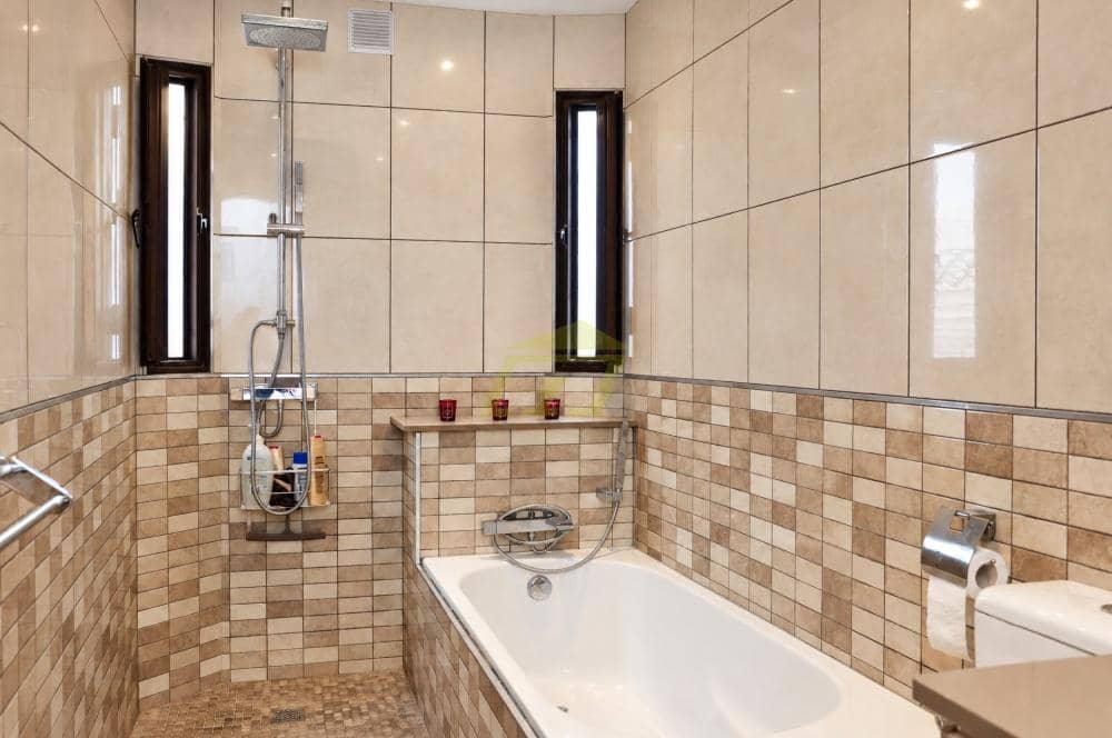 2 sovrum Villa till salu i Puerto del Carmen med pool - 595 000 € (Ref: 10182432)