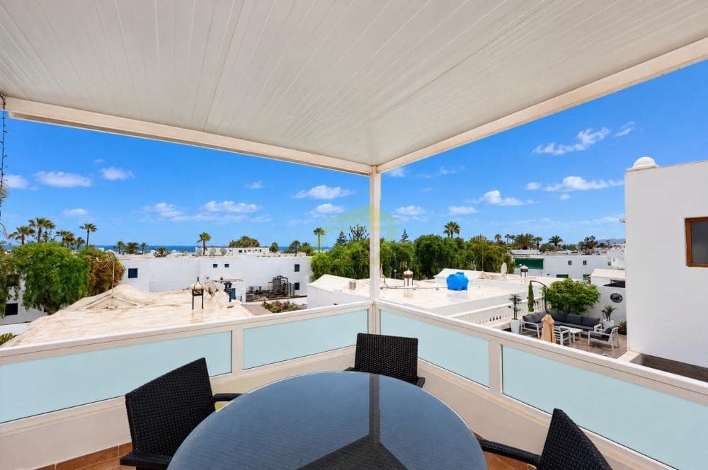 2 sovrum Villa till salu i Puerto del Carmen med pool - 595 000 € (Ref: 10182432)