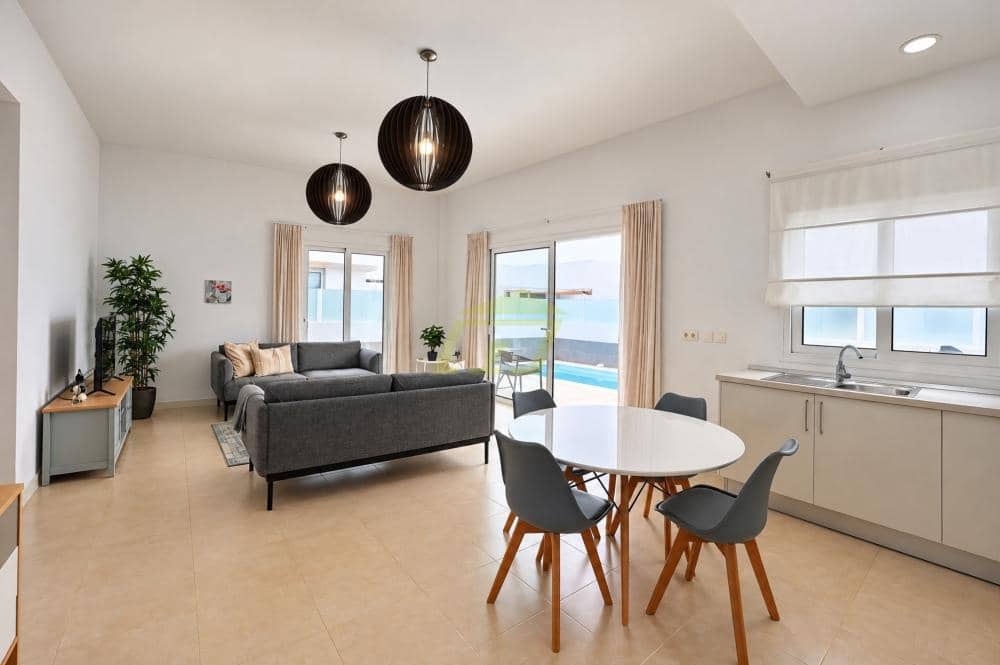 3 Zimmer Villa zu verkaufen in Playa Blanca mit Pool - 430.000 € (Ref: 10186330)