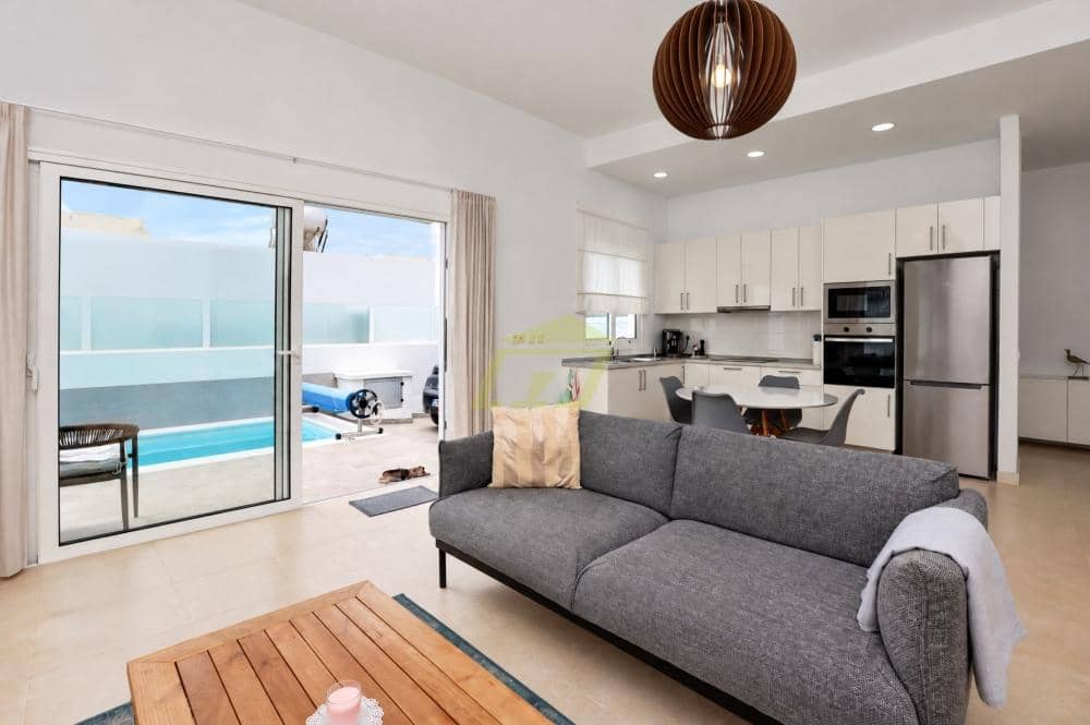 3 Zimmer Villa zu verkaufen in Playa Blanca mit Pool - 430.000 € (Ref: 10186330)