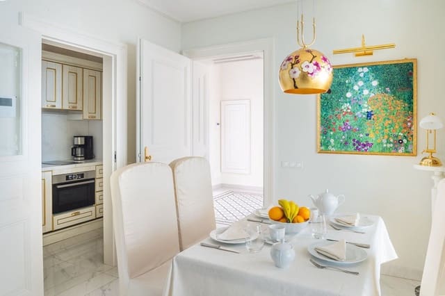 4 soveværelse Villa til salg i Puerto Calero, Yaiza med swimmingpool - € 2.400.000 (Ref: 6532395)