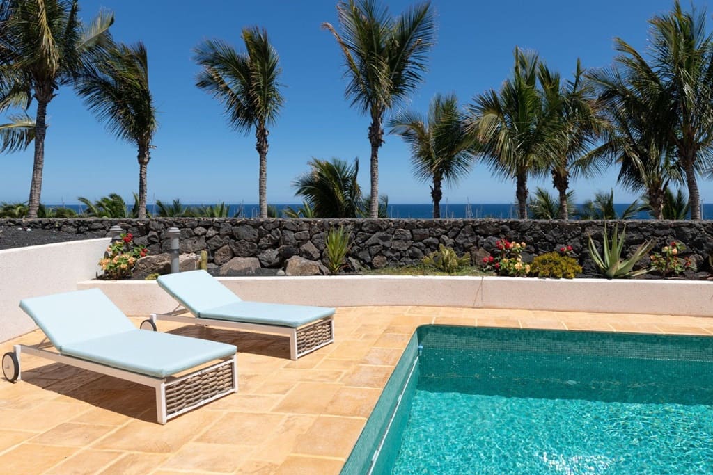 4 soveværelse Villa til salg i Puerto Calero med swimmingpool - € 2.400.000 (Ref: 6532395)