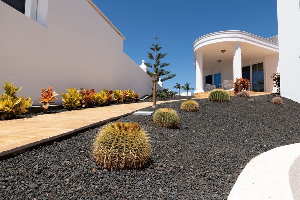 4 soveværelse Villa til salg i Puerto Calero med swimmingpool - € 2.400.000 (Ref: 6532395)