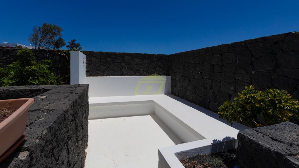 5 soveværelse Villa til salg i Puerto Calero med swimmingpool garage - € 1.200.000 (Ref: 7739763)