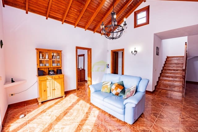 4 soveværelse Villa til salg i Tao, Teguise med garage - € 398.975 (Ref: 7857931)