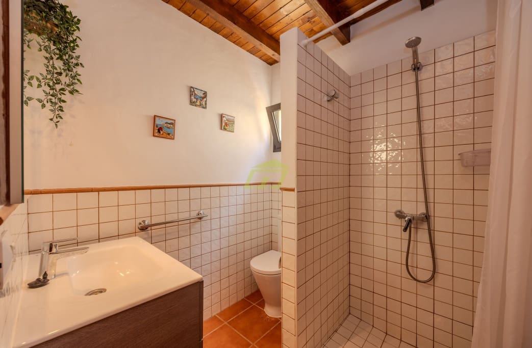 4 soveværelse Villa til salg i Costa Teguise med swimmingpool garage - € 895.000 (Ref: 8405829)