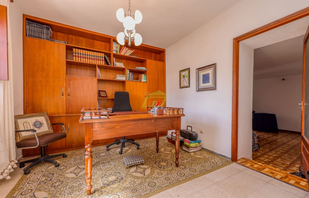 6 soveværelse Finca/Landehus til salg i Tinajo med garage - € 1.200.000 (Ref: 8542608)