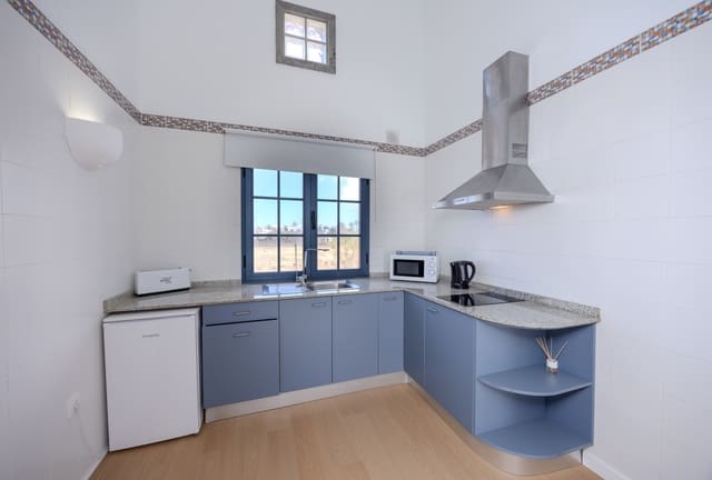 2 soveværelse Bungalow til salg i Playa Blanca, Yaiza med swimmingpool - € 275.000 (Ref: 8611043)