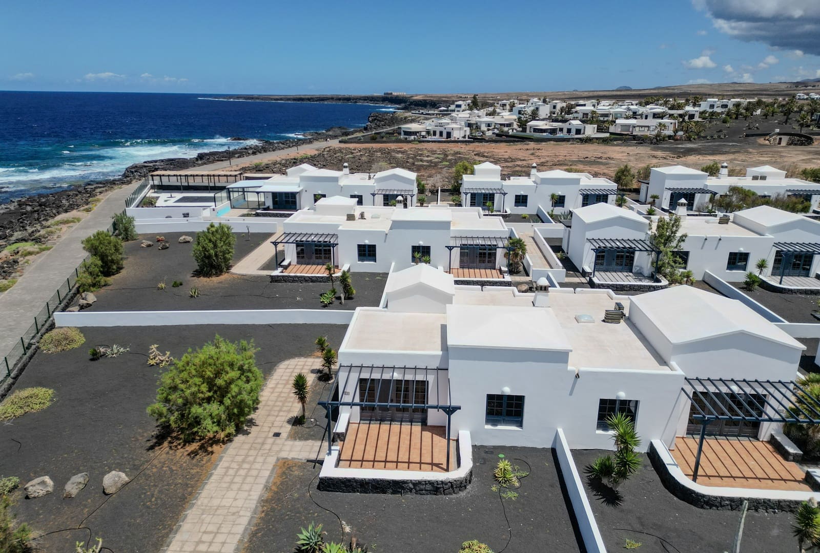 2 soveværelse Bungalow til salg i Playa Blanca med swimmingpool - € 425.000 (Ref: 8611360)
