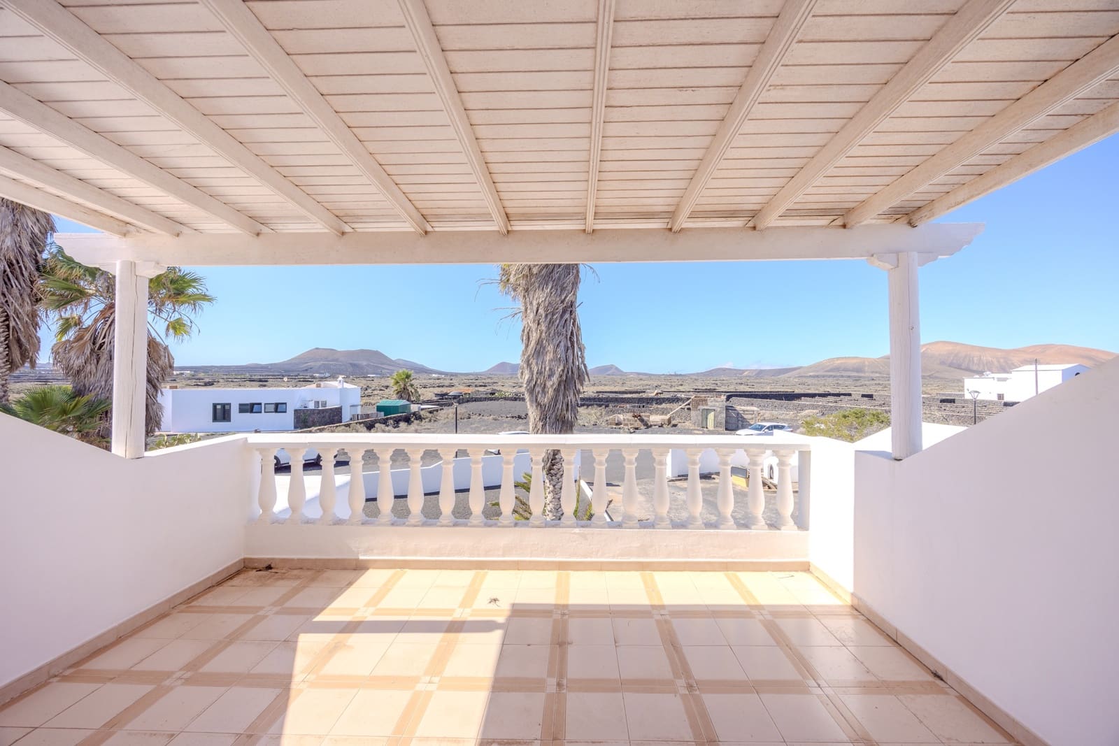 3 quarto Moradia para venda em San Bartolome com garagem - 525 000 € (Ref: 8625866)