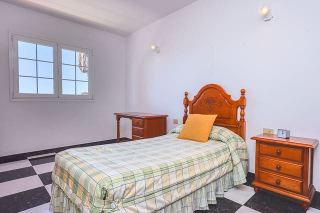 3 chambre Villa/Maison à vendre à San Bartolomé avec garage - 525 000 € (Ref: 8625866)