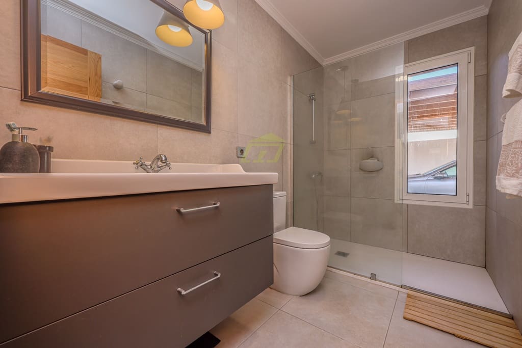 3 sovrum Villa till salu i Playa Blanca med pool garage - 715 000 € (Ref: 8706143)