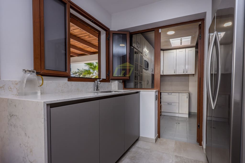 3 sovrum Villa till salu i Playa Blanca med pool garage - 715 000 € (Ref: 8706143)