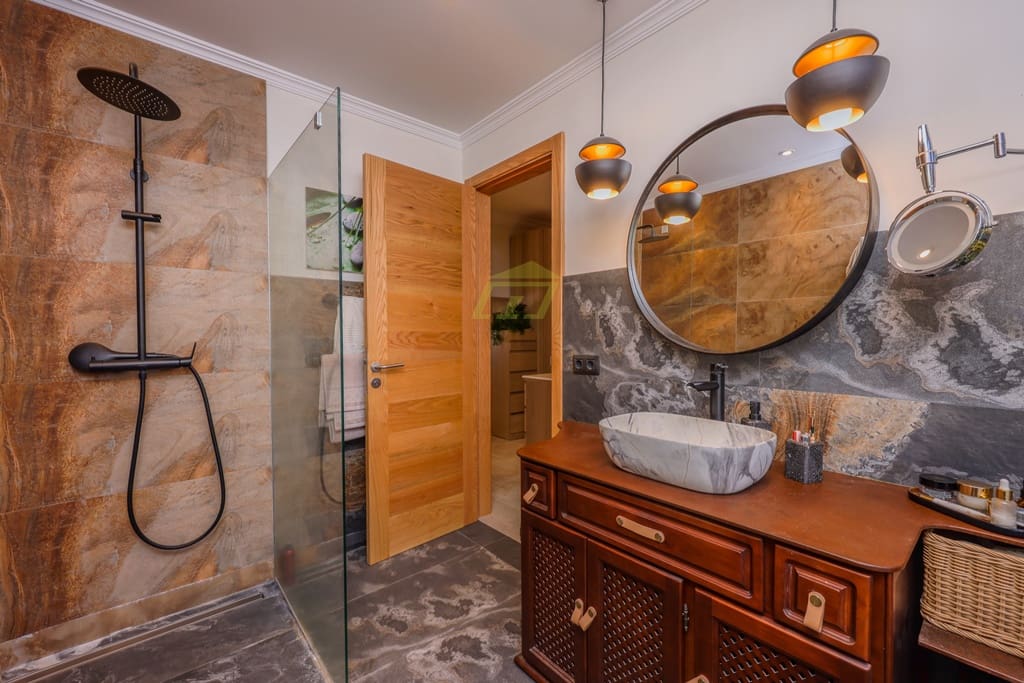 3 sovrum Villa till salu i Playa Blanca med pool garage - 715 000 € (Ref: 8706143)