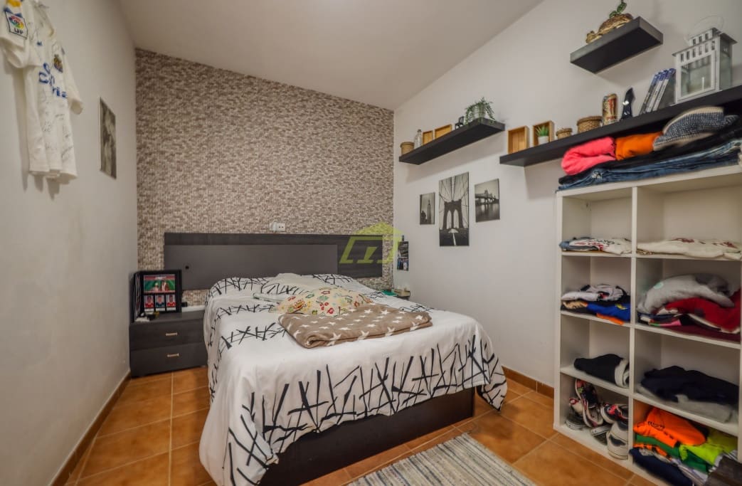 3 soveværelse Byhus til salg i Haria med garage - € 285.000 (Ref: 8752978)