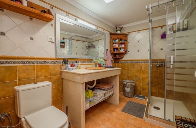 3 bedroom Townhouse for sale in Haría with garage - € 285,000 (Ref: 8752978)