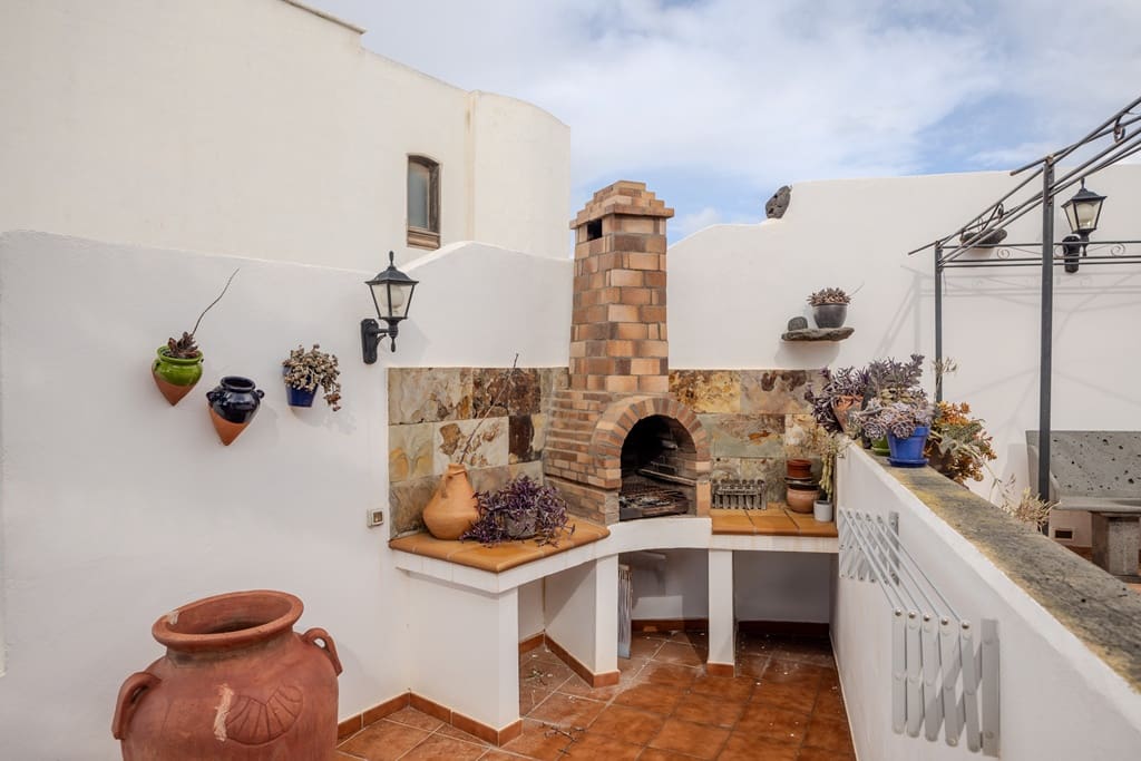 3 soveværelse Villa til salg i Tias med garage - € 615.000 (Ref: 8767451)