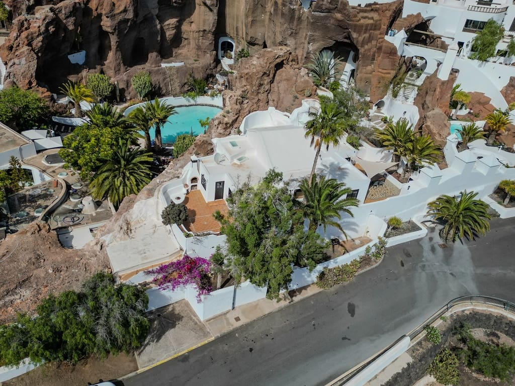 4 slaapkamer Villa te koop in Nazaret met garage - € 690.000 (Ref: 8823925)