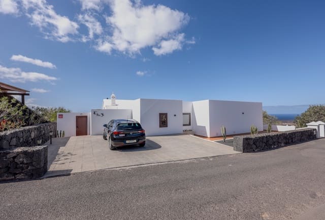 7 soveværelse Villa til salg i Playa Blanca, Yaiza med swimmingpool garage - € 1.150.000 (Ref: 8853106)