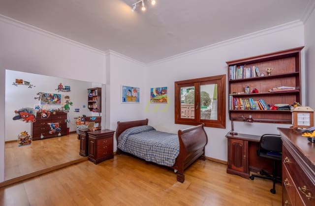 5 chambre Villa/Maison à vendre à Tahiche, Teguise avec piscine garage - 740 000 € (Ref: 8882032)