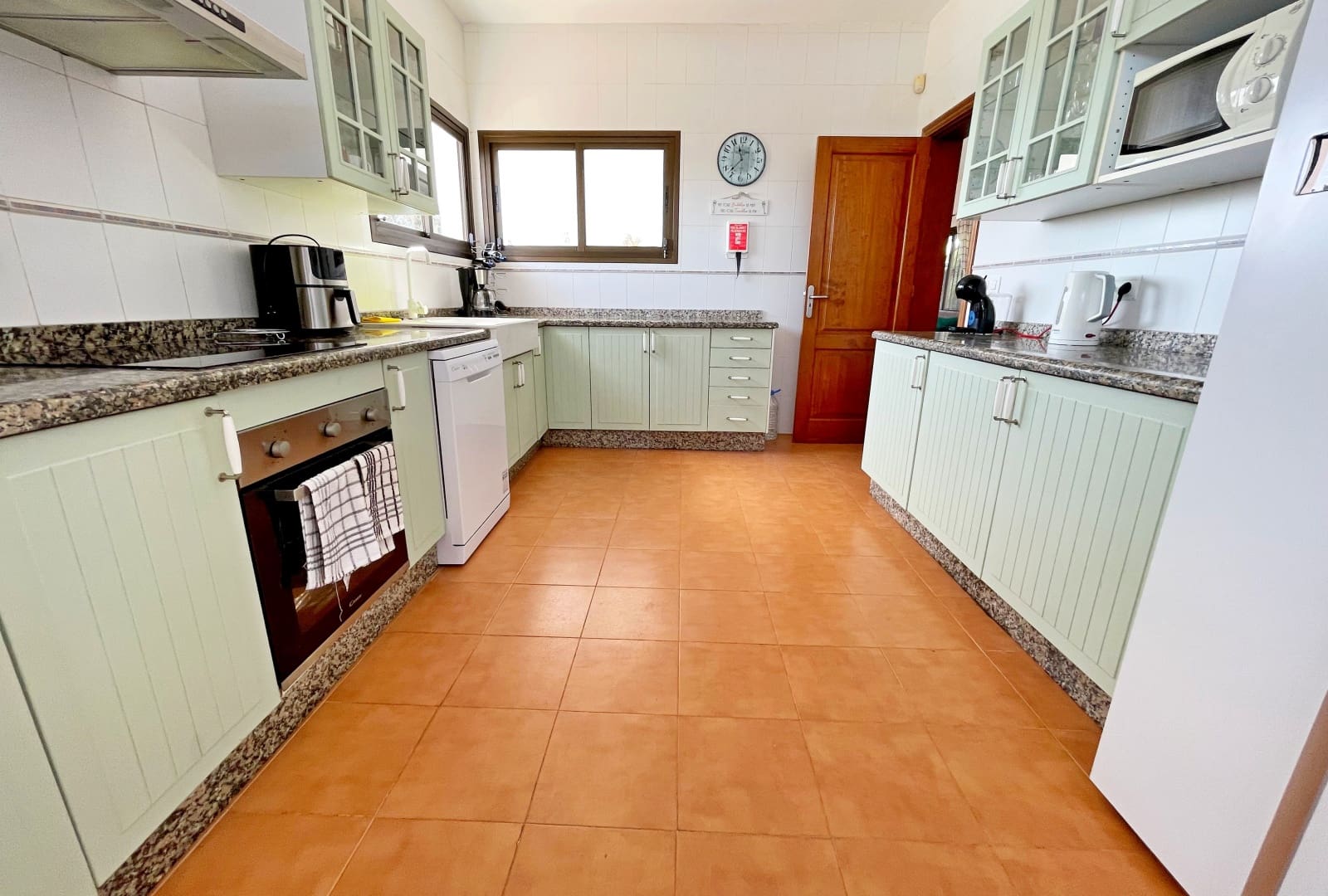 3 soveværelse Villa til salg i Playa Blanca med swimmingpool garage - € 545.000 (Ref: 8901324)