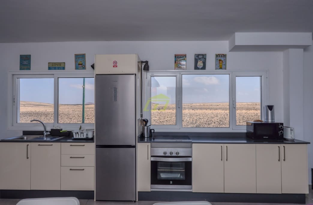 5 soveværelse Villa til salg i El Cuchillo med swimmingpool garage - € 650.000 (Ref: 8906516)