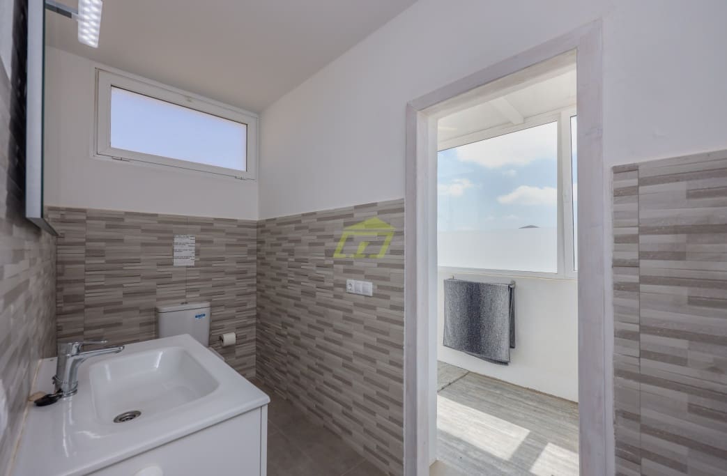 5 soveværelse Villa til salg i El Cuchillo med swimmingpool garage - € 650.000 (Ref: 8906516)